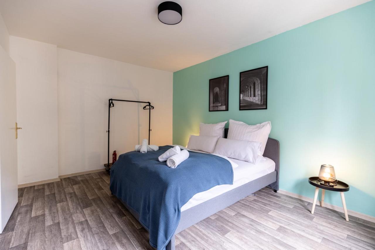Perfekt Fuer 2! Wifi/ Netflix Apartment ดุยส์บูร์ก ภายนอก รูปภาพ