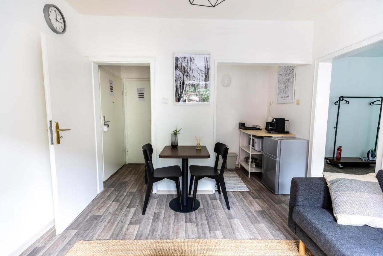 Perfekt Fuer 2! Wifi/ Netflix Apartment ดุยส์บูร์ก ภายนอก รูปภาพ