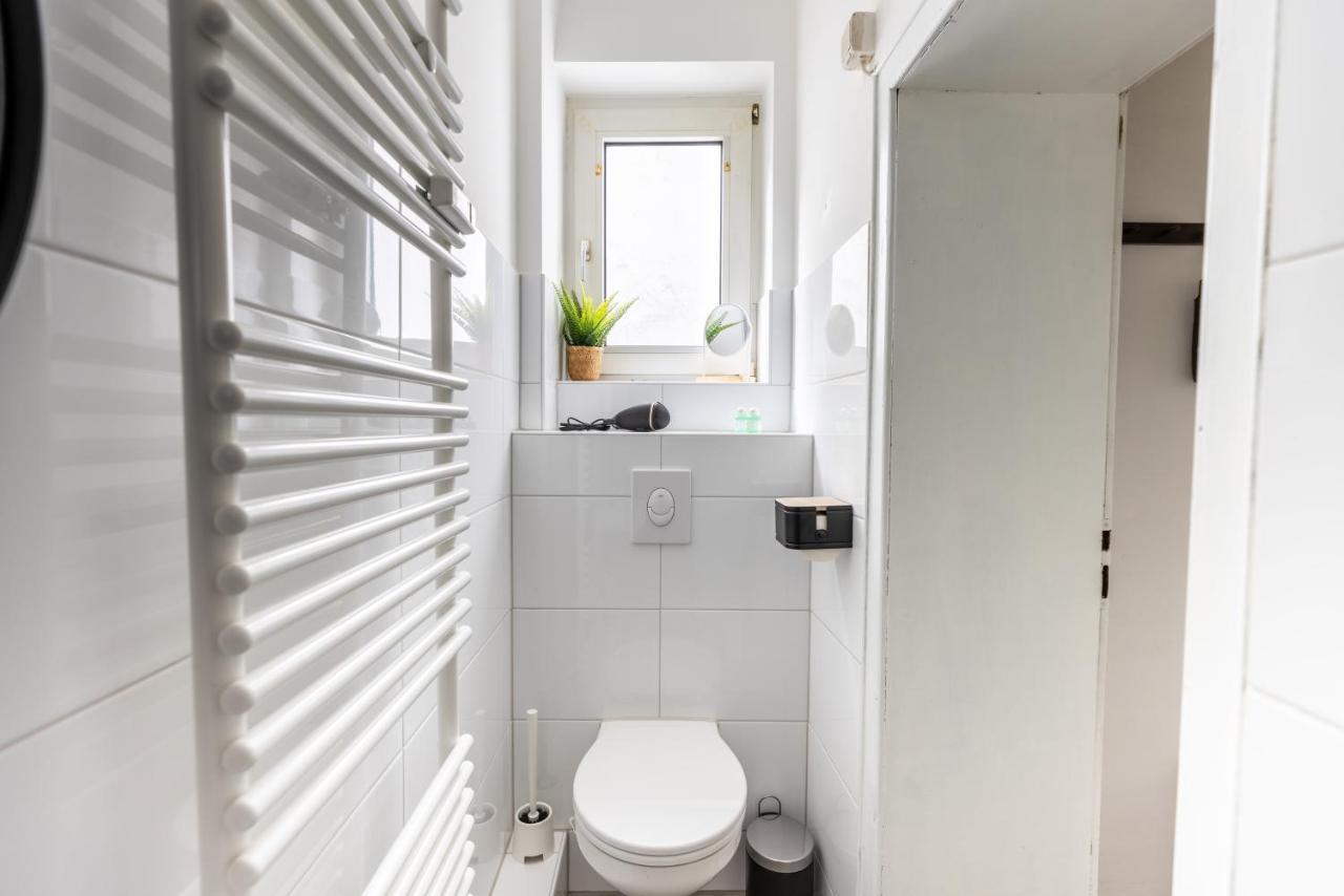 Perfekt Fuer 2! Wifi/ Netflix Apartment ดุยส์บูร์ก ภายนอก รูปภาพ