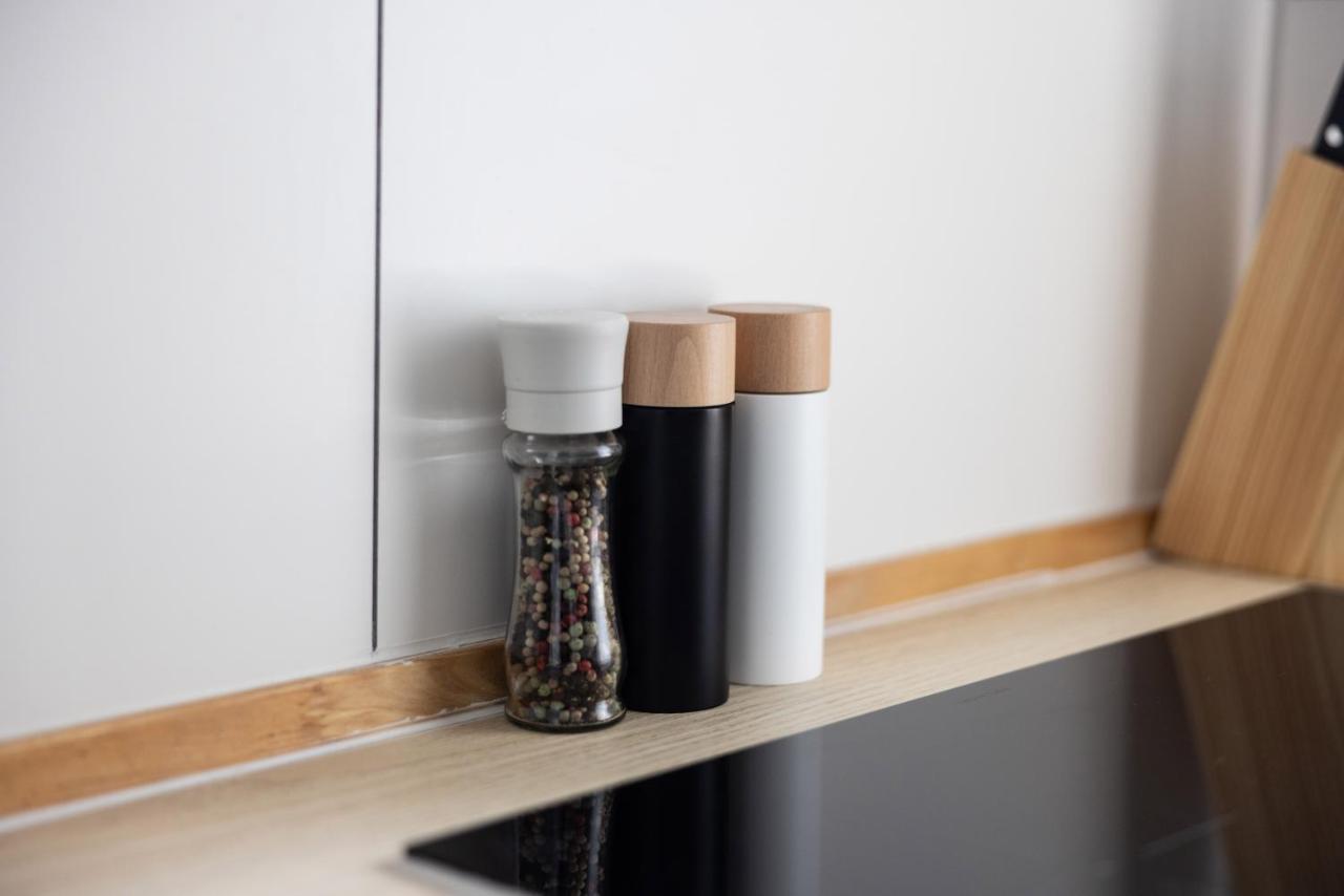Perfekt Fuer 2! Wifi/ Netflix Apartment ดุยส์บูร์ก ภายนอก รูปภาพ
